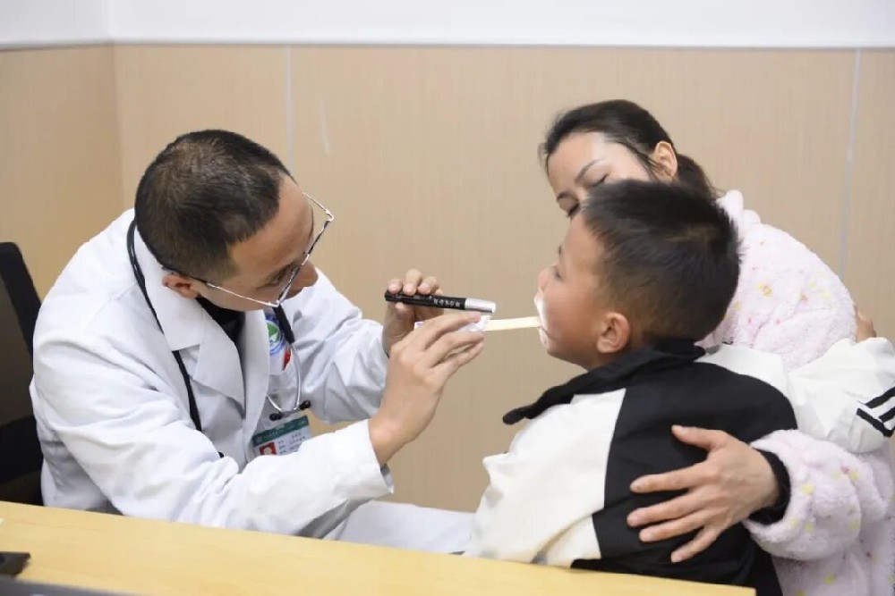 孩子反复咳嗽不见好？别再盲目止咳，小儿鼻后滴漏了解一下
